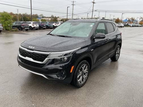 2022 Kia Seltos EX