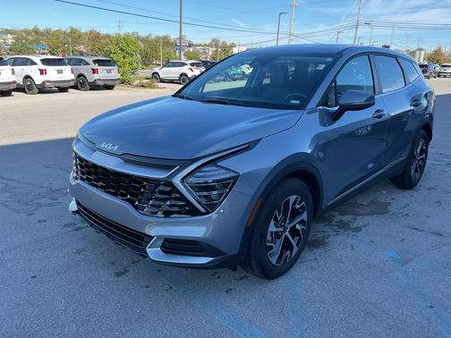 2024 Kia Sportage EX