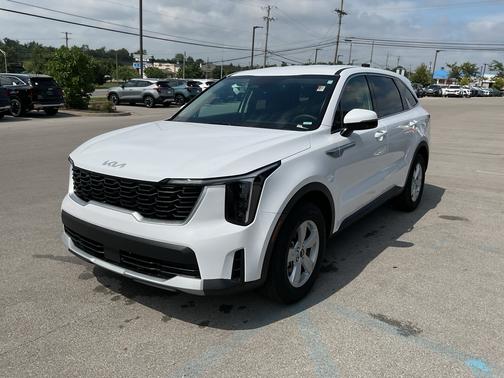 2025 Kia Sorento LX