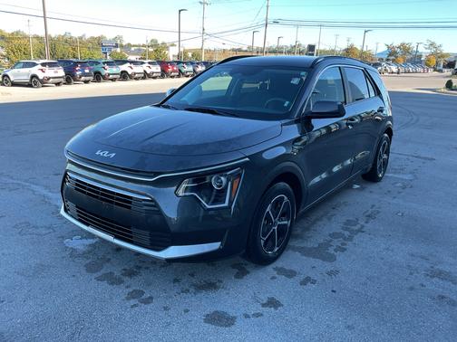 2024 Kia Niro LX