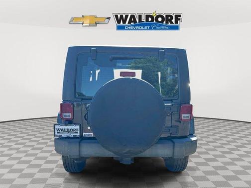 Rugged Brown Pearl 2013 Jeep Wrangler Sport