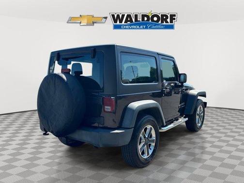 Rugged Brown Pearl 2013 Jeep Wrangler Sport