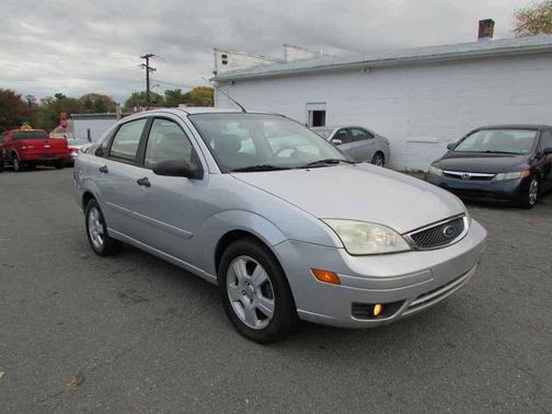 2006 Ford Focus ZX4 SES