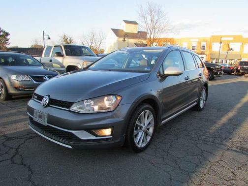2017 Volkswagen Golf Alltrack TSI SE