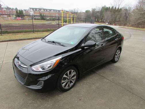 2017 Hyundai Accent Value Edition