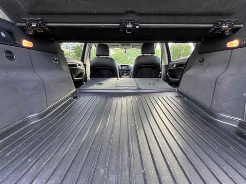 Black 2012 Audi Q5 2.0T Premium