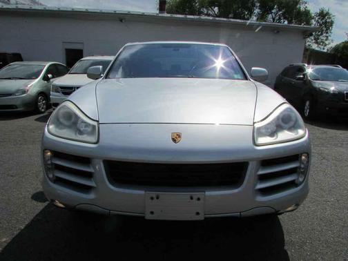 Silver 2008 Porsche Cayenne Base