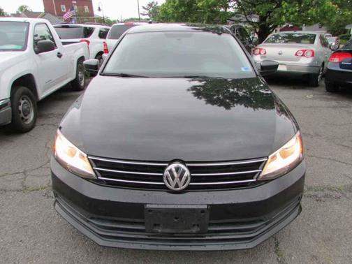 Black Onyx 2015 Volkswagen Jetta 2.0L S