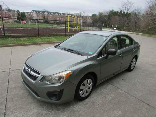Jasmine Green Metallic 2014 Subaru Impreza 2.0i