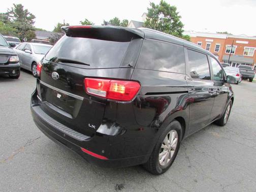 2016 Kia Sedona LX