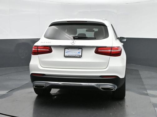 2018 Mercedes-Benz GLC 300 Base