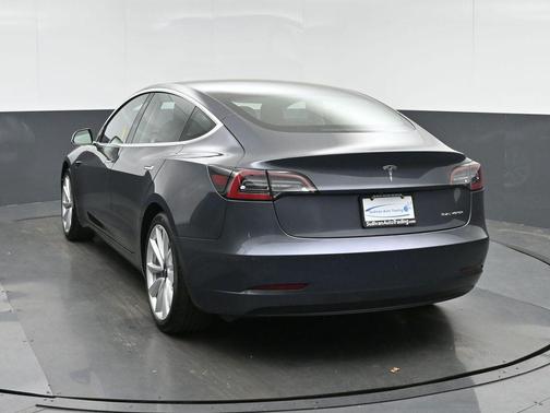 Midnight Silver Metallic 2019 Tesla Model 3 Long Range