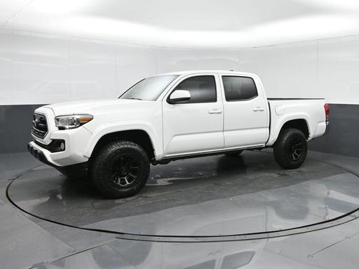 2017 Toyota Tacoma SR5