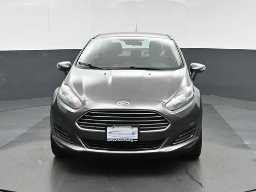 Magnetic 2016 Ford Fiesta SE