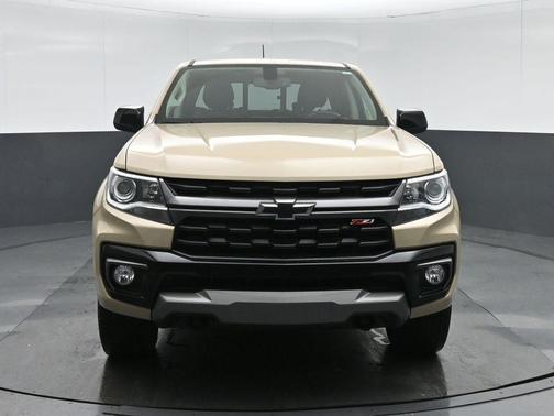 Sand Dune Metallic 2022 Chevrolet Colorado Z71