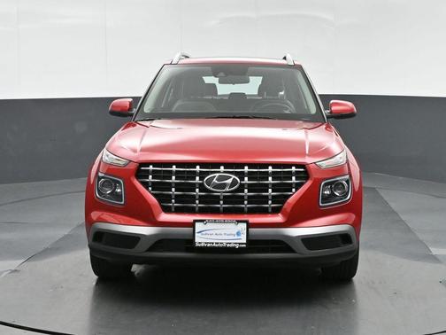 2022 Hyundai VENUE Limited