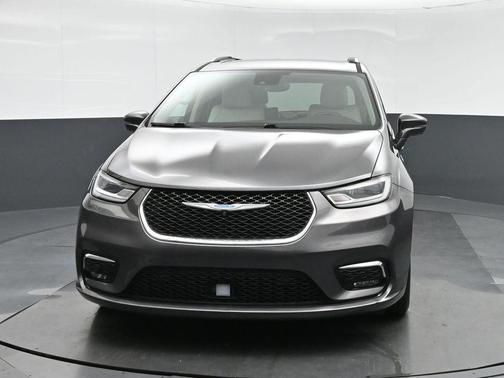 2021 Chrysler Pacifica Hybrid Touring L