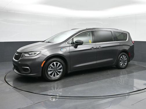 2021 Chrysler Pacifica Hybrid Touring L