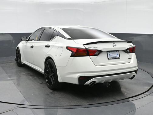 2020 Nissan Altima Platinum VC-Turbo FWD