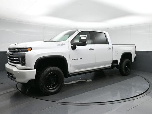 2022 Chevrolet Silverado 2500 High Country