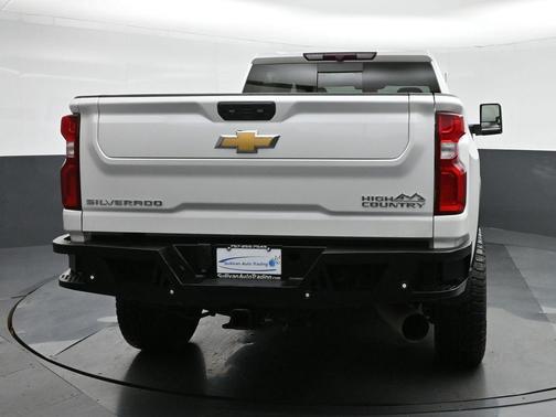 2022 Chevrolet Silverado 2500 High Country