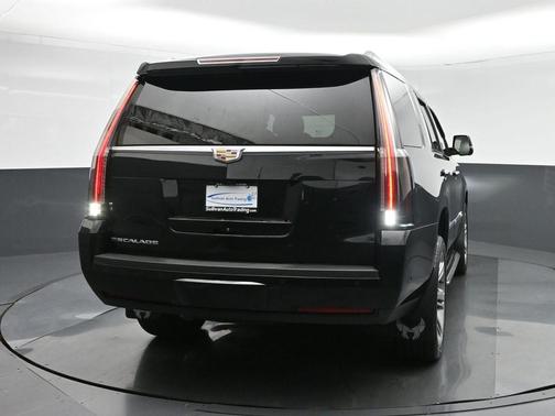 2020 Cadillac Escalade Premium Luxury