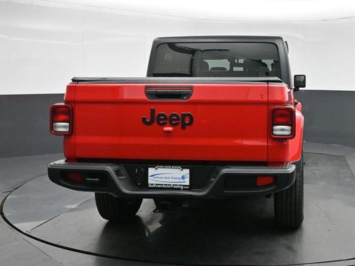 2023 Jeep Gladiator Sport S