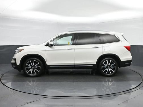 2019 Honda Pilot Touring 8-Passenger