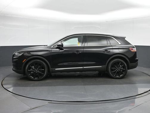 Infinite Black Metallic Clearcoat 2022 Lincoln Nautilus Reserve