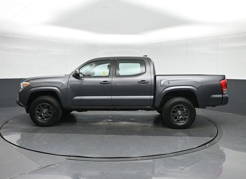 2016 Toyota Tacoma SR