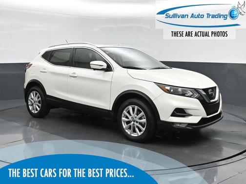 Pearl White Tricoat 2022 Nissan Rogue Sport SV