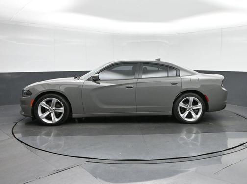 2017 Dodge Charger SXT