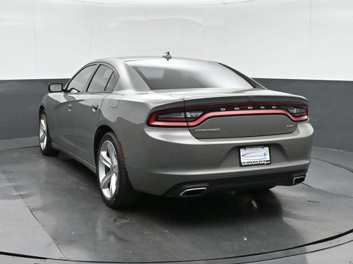 2017 Dodge Charger SXT