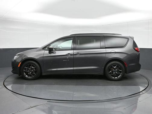 2020 Chrysler Pacifica Touring-L Plus
