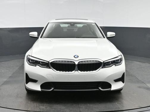 Alpine White 2019 BMW 330 xDrive