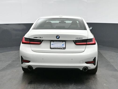 Alpine White 2019 BMW 330 xDrive