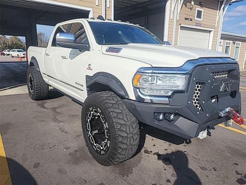 2019 RAM 2500 Limited Crew Cab 4x4 6'4' Box