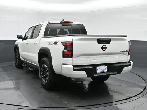 Glacier White 2022 Nissan Frontier PRO-4X