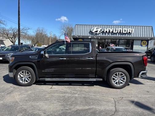 2020 GMC Sierra 1500 SLT