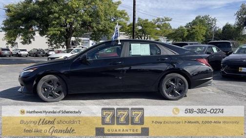 2023 Hyundai ELANTRA SEL