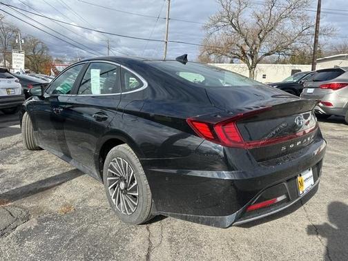 2023 Hyundai SONATA Hybrid Limited