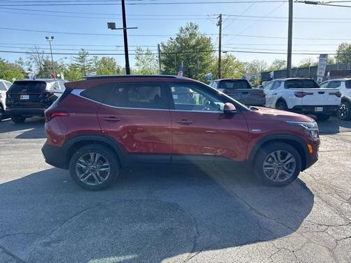 2023 Kia Seltos S