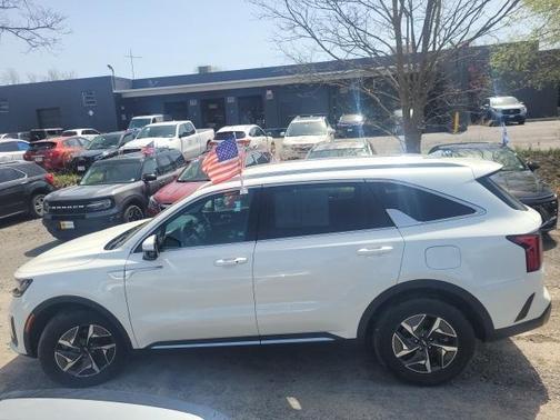 2022 Kia Sorento Hybrid S