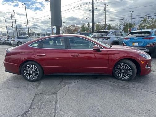 2023 Hyundai SONATA Hybrid SEL