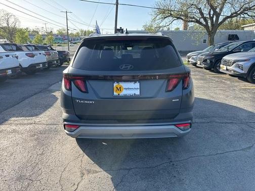 2025 Hyundai TUCSON SEL