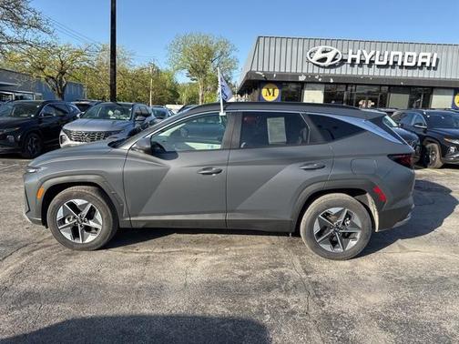 2025 Hyundai TUCSON SEL
