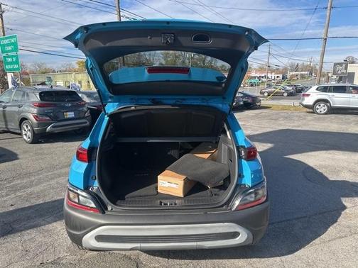 2023 Hyundai KONA SEL