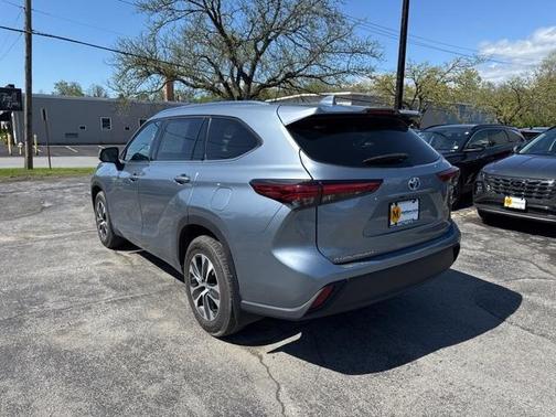 2020 Toyota Highlander Hybrid XLE