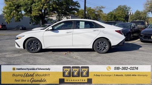 2024 Hyundai ELANTRA SEL