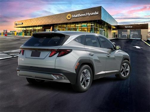 2026 Hyundai TUCSON Hybrid SEL